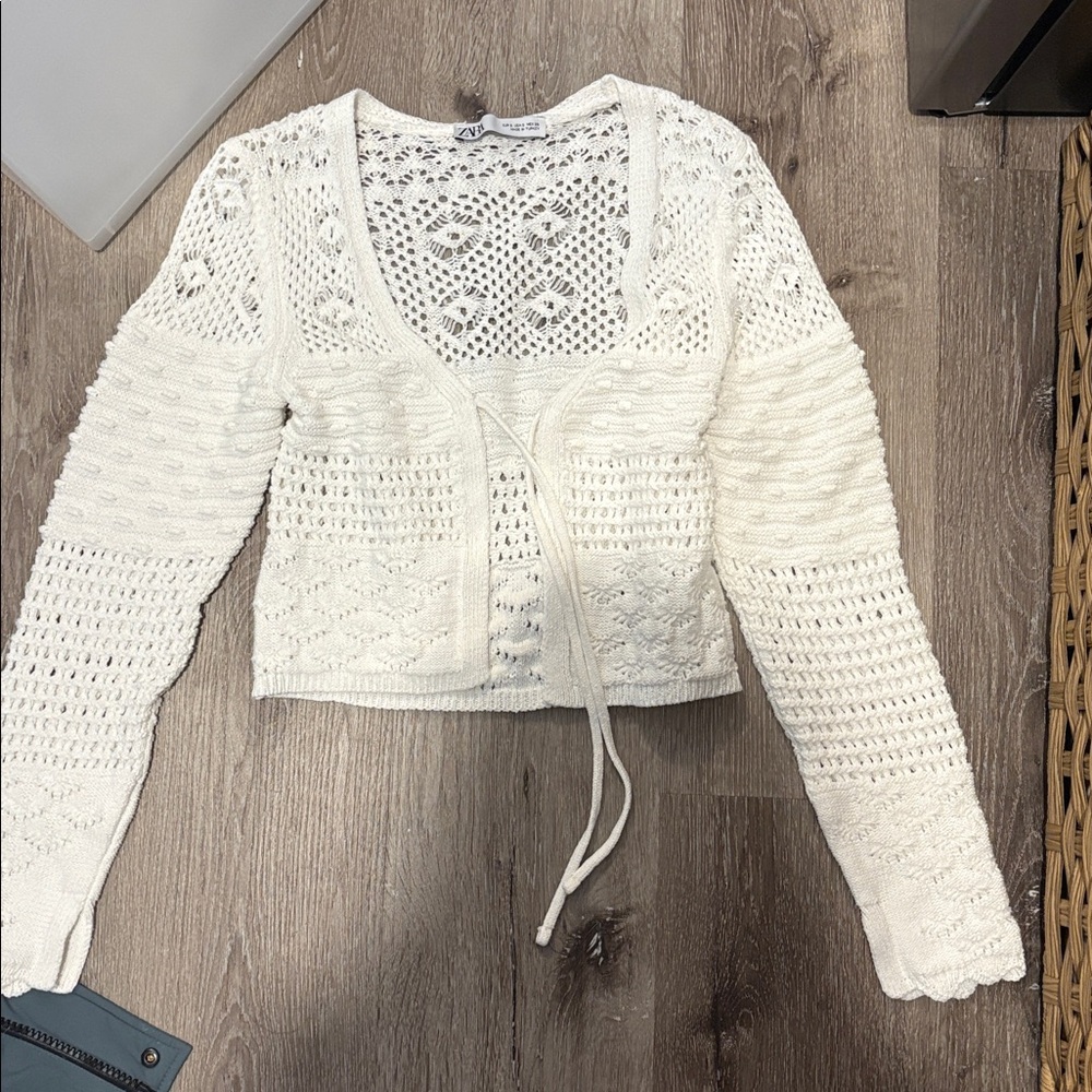 ZARA Sweater Women's Women's Size Small